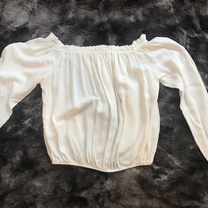 Brandy Melville off the shoulder crop top